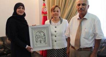 استقبال القنصل الاقتصادي لسفارة إيران بمصالح الموفق الإداري